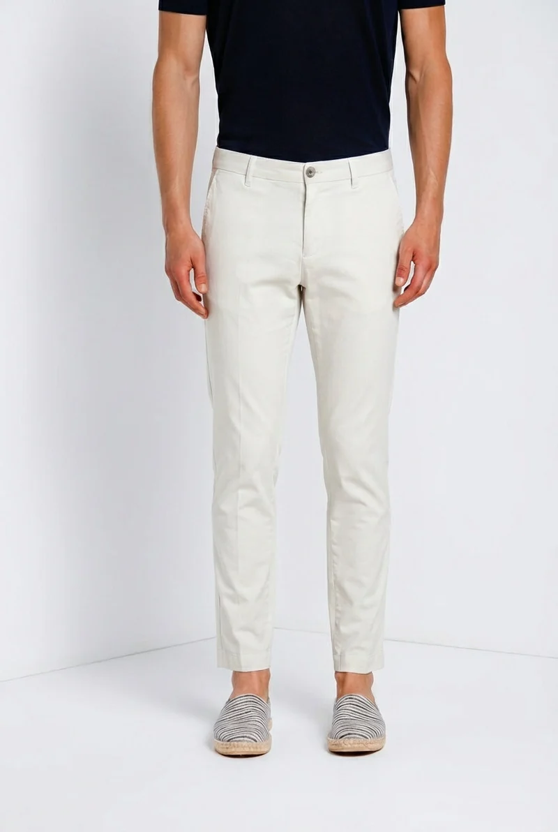 Milano pantalon chino homme en gabardine stretch extra slim fit ①