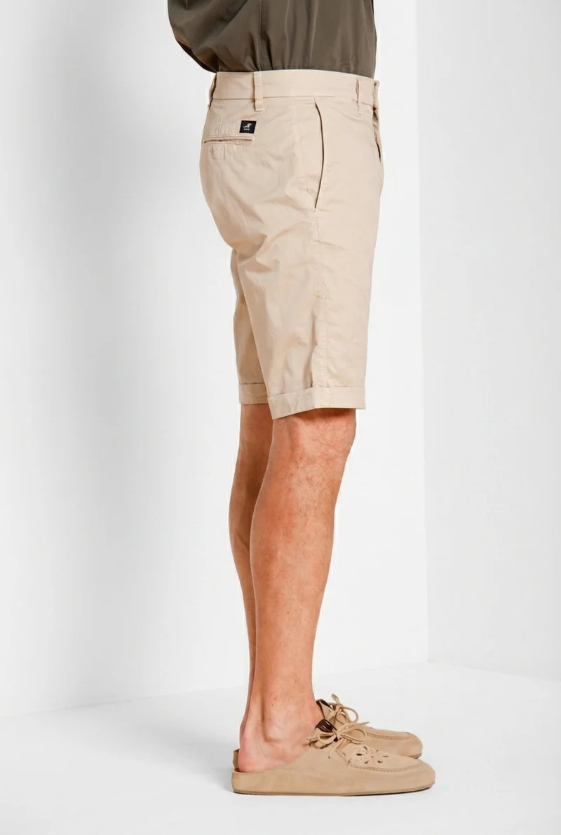 London bermuda chino homme en gabardine stretch regular fit ①