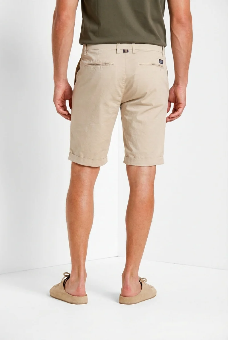 London bermuda chino homme en gabardine stretch regular fit ①