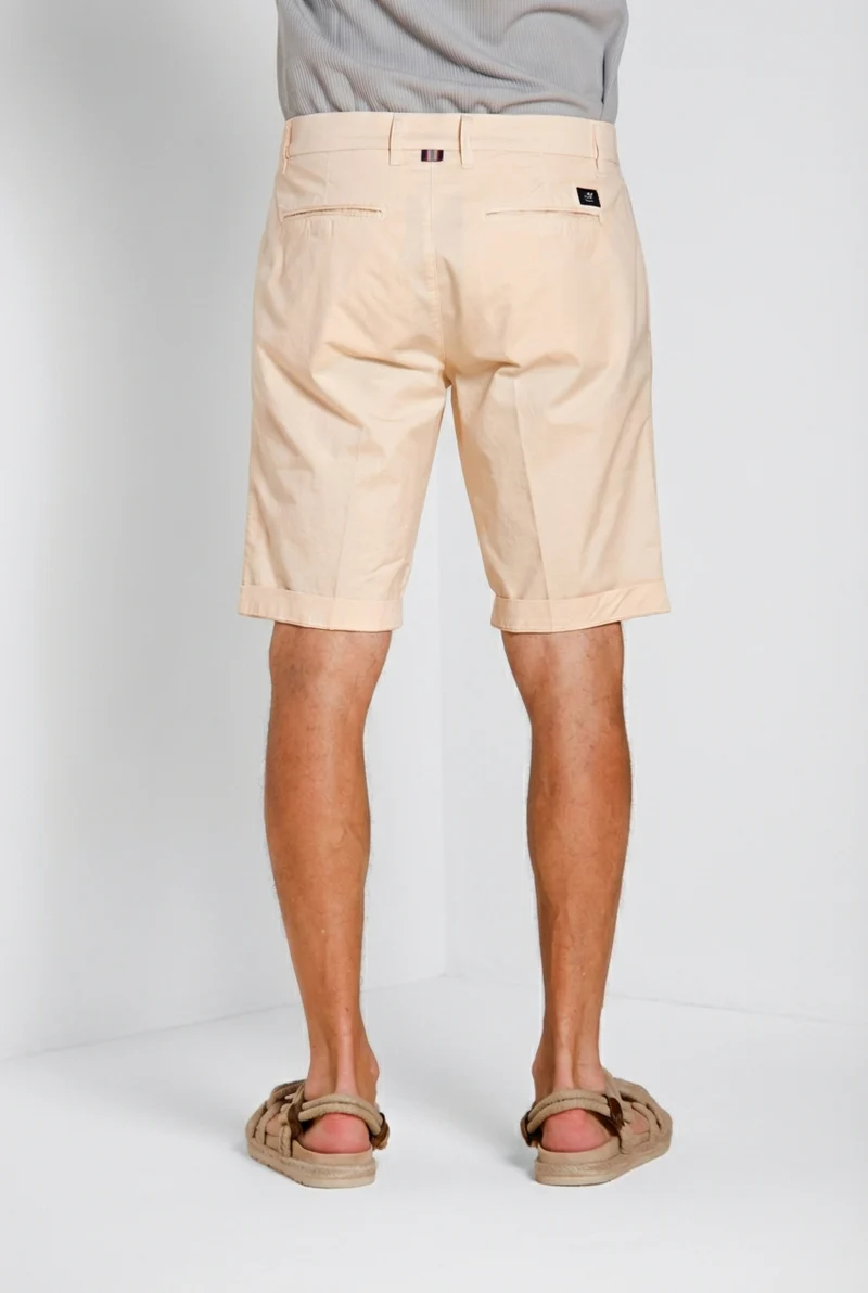 London bermuda chino homme en gabardine stretch regular fit ①