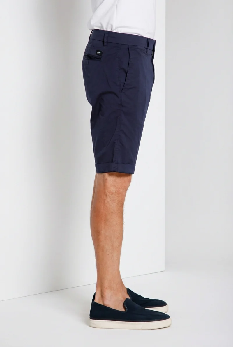 London bermuda chino homme en gabardine stretch regular fit ①