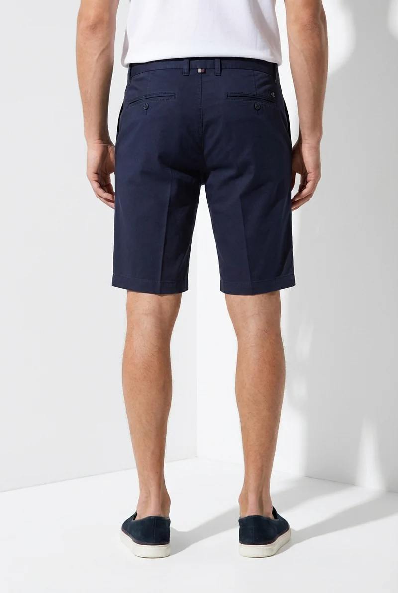 London bermuda chino homme en gabardine stretch regular fit ①