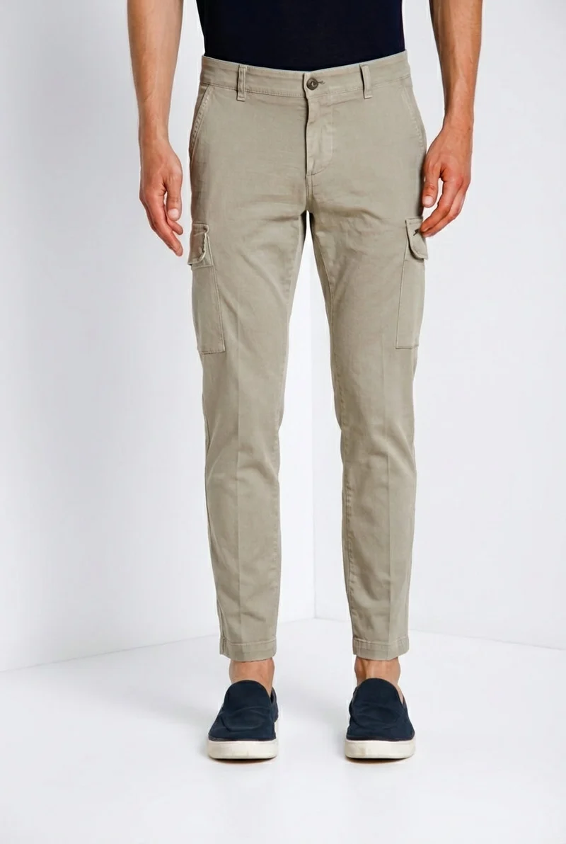 Chile pantalon cargo homme en satin stretch extra slim fit ①