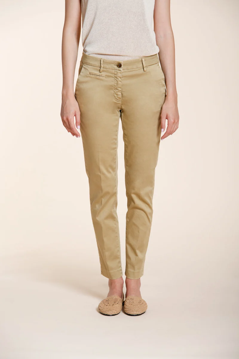 New York Slim pantalon chino femme en satin stretch slim fit ①