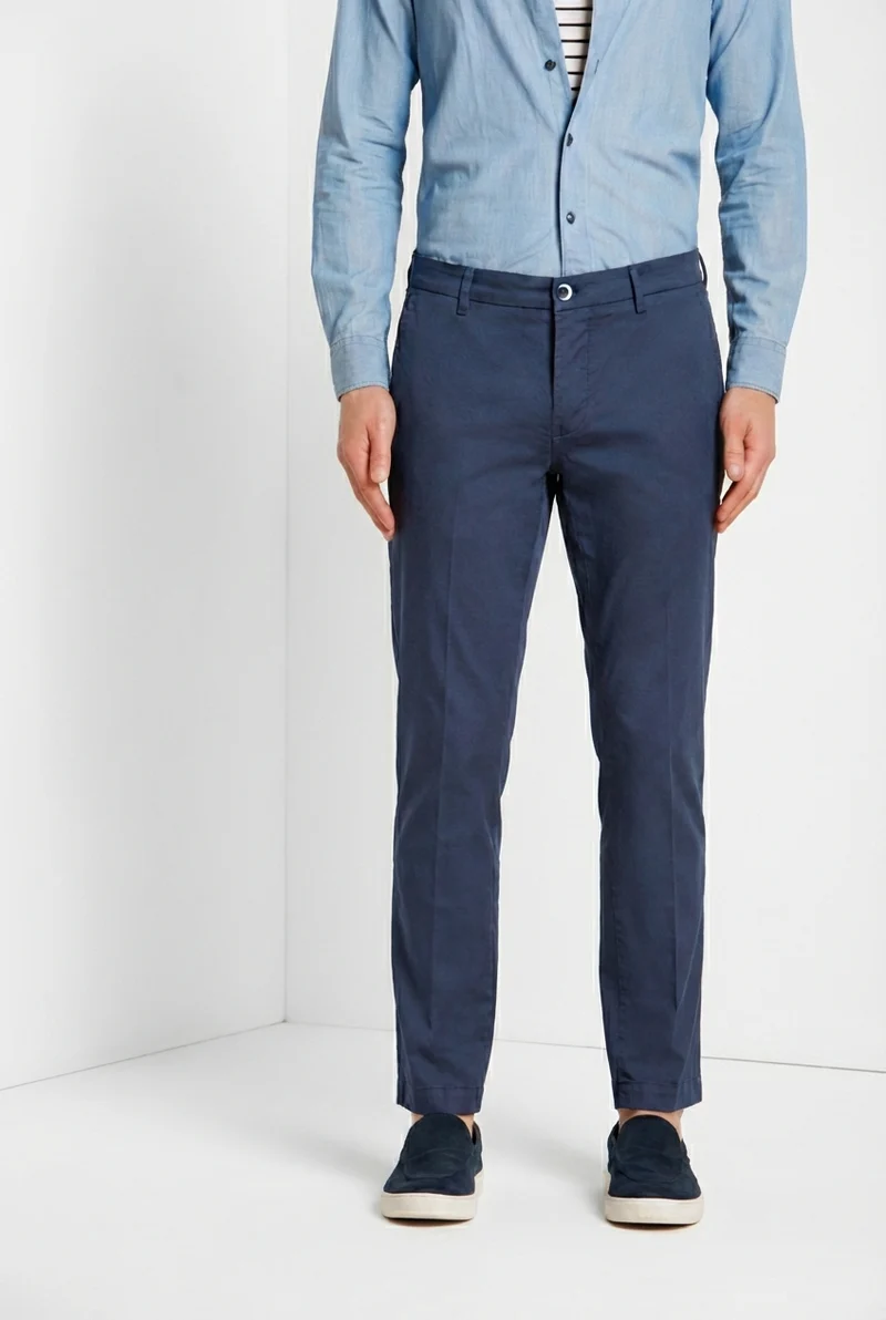 Milano pantalon chino homme en gabardine stretch extra slim fit ①