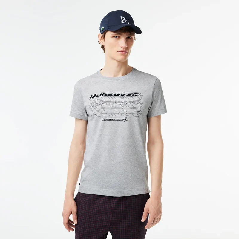 PACK FAN LACOSTE DJOKOVIC CAPSULE T-SHIRT + CASQUETTE
