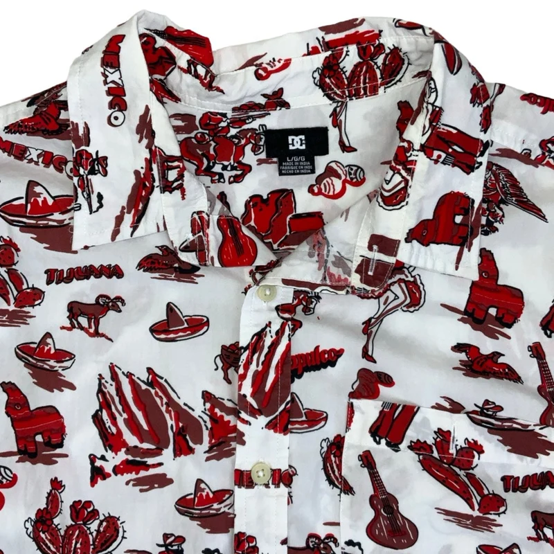 Vintage DC Shoes White Red Western Graphic Short Sleeved Skater Shirt M