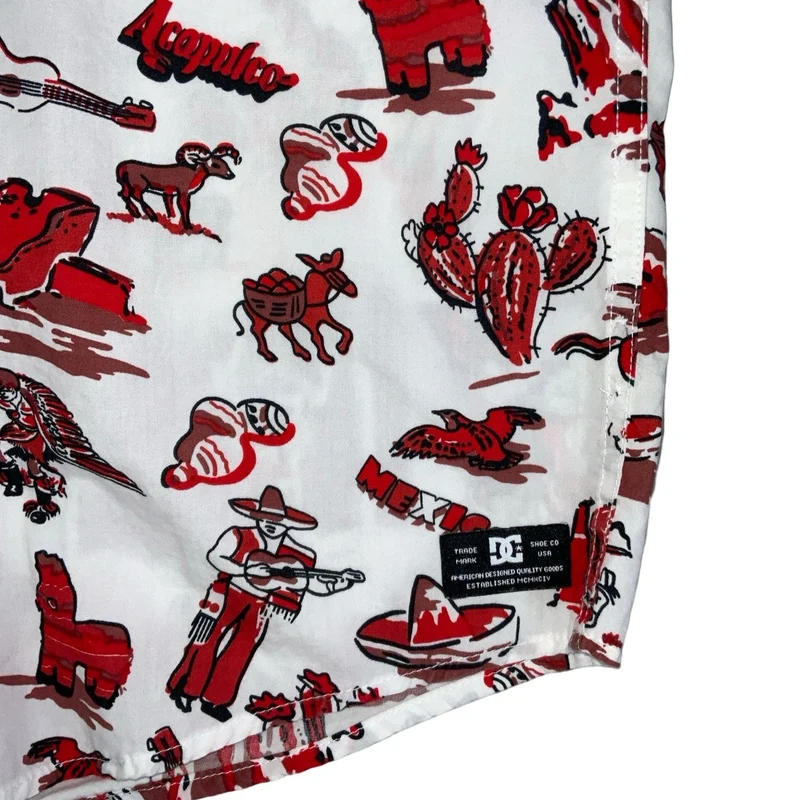 Vintage DC Shoes White Red Western Graphic Short Sleeved Skater Shirt M