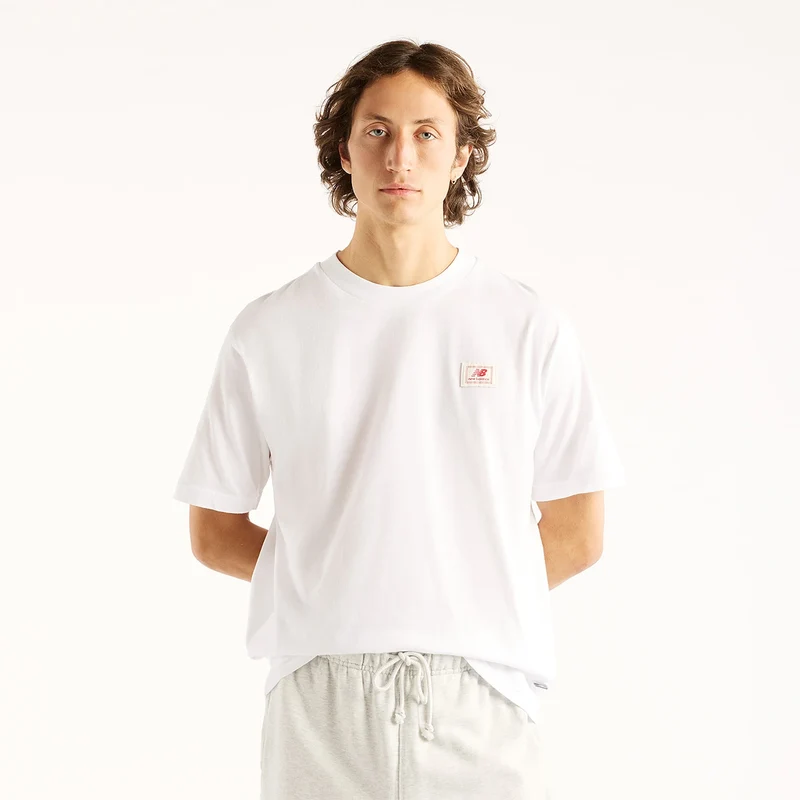 T-SHIRT NEW BALANCE WOVEN LABEL