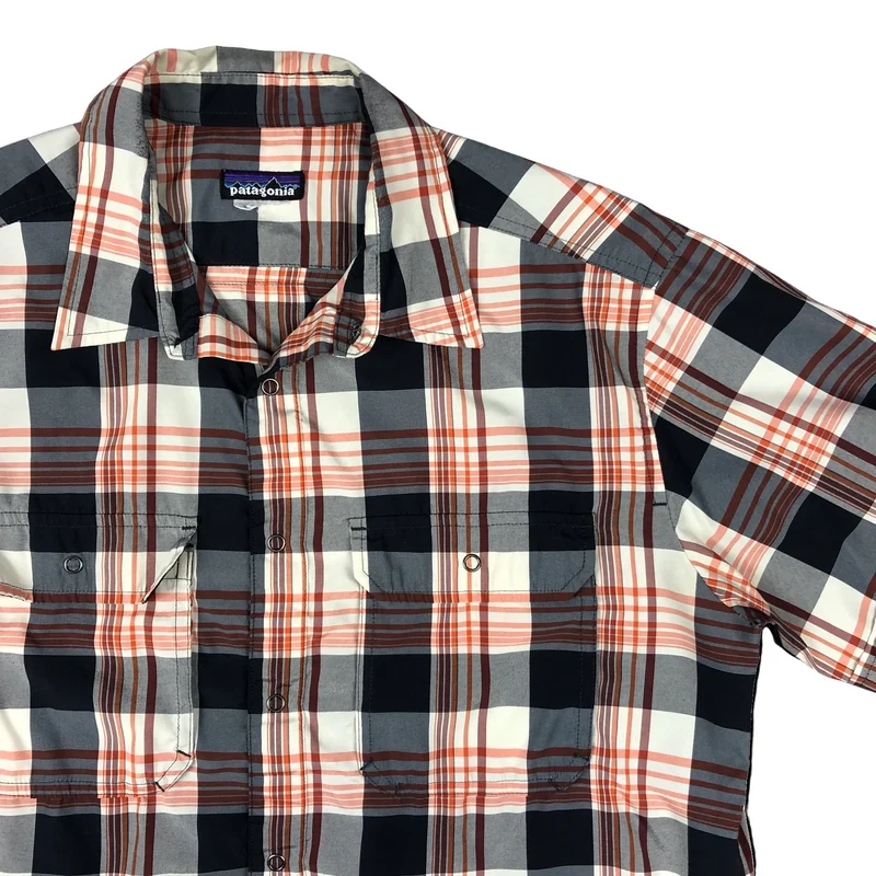 Patagonia Red Blue White Plaid Checked Short Sleeve Snap Closure Shirt Large