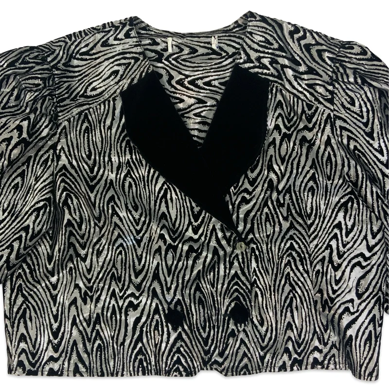 Vintage Black & Silver Cropped Jacket 16