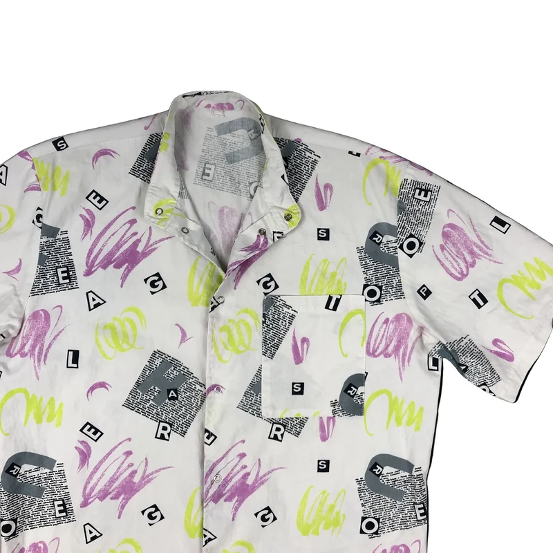 Vintage 80s Abstract Print Roundneck Snap Fastener Short Sleeve Shirt L