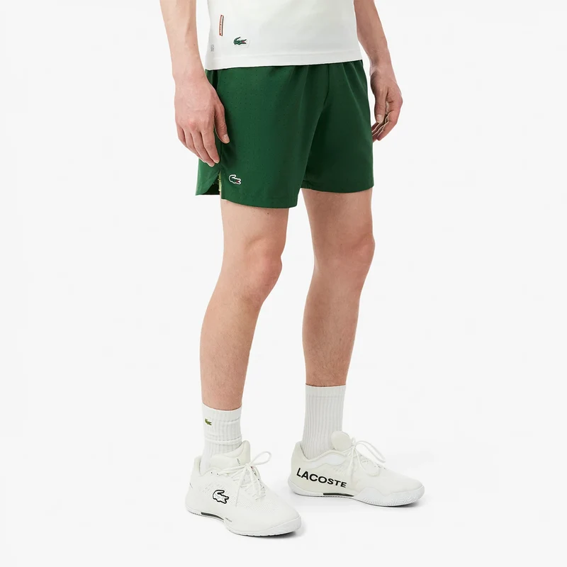 SHORT LACOSTE ROLAND-GARROS JOUEUR ON COURT