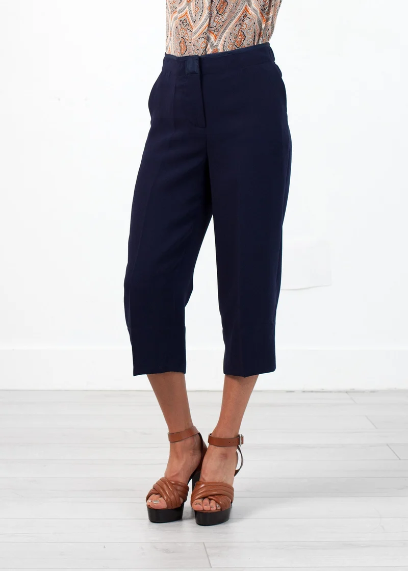 Giulias Pant -UEB