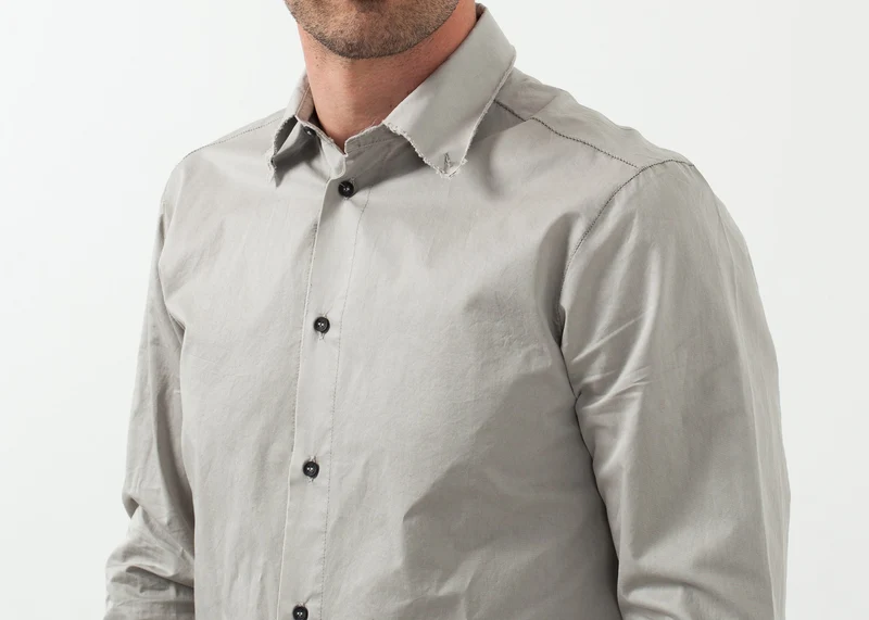 Moun Button Up