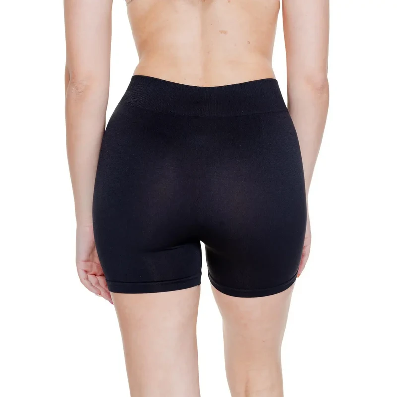Vero Moda Femmes noires Shorts Polyamide Élasthanne