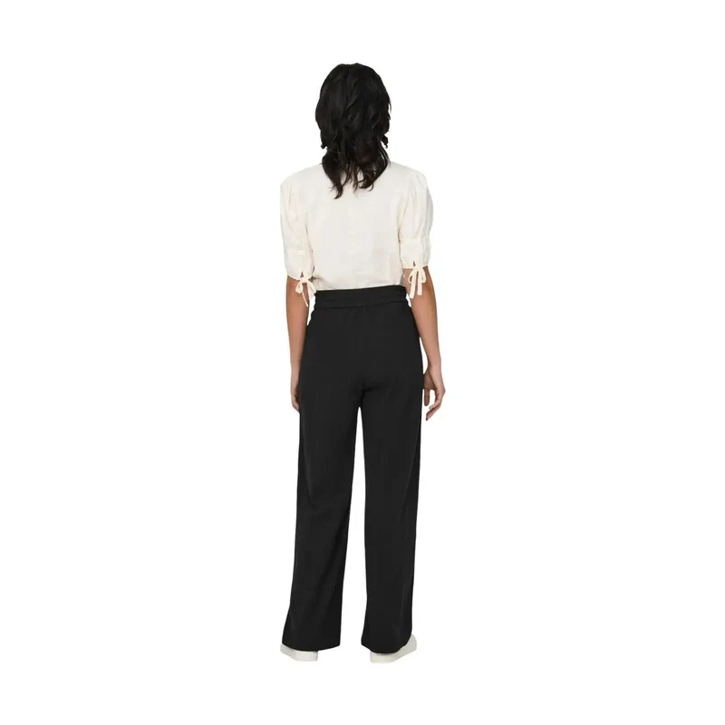 Pantalon uniquement pour femmes noir en coton avec détails en dentelle 15319090