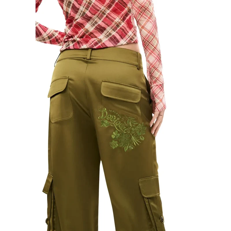 Pantalons pour femmes en polyester vert de la marque Desigual avec poches
