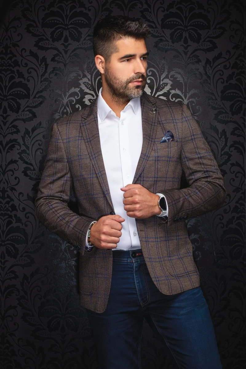 VESTON | BROSNAN, Tobacco