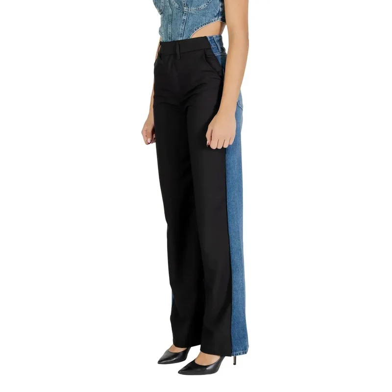 Colcci Jeans Noirs pour Femmes Collection Automne Hiver