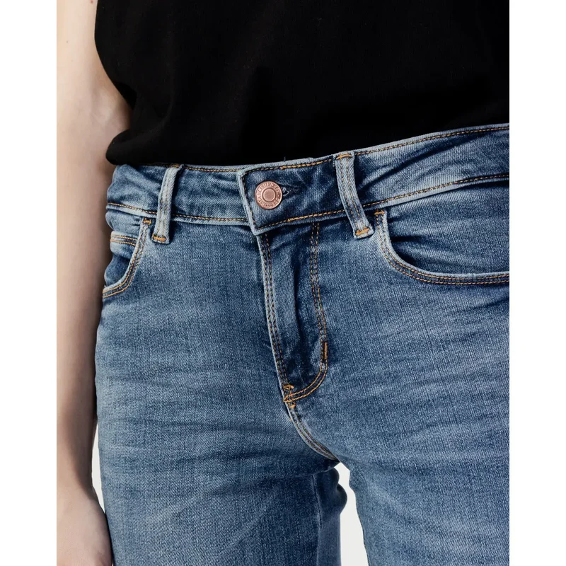 Collection Automne Hiver Jeans Unies Bleues Guess Femmes