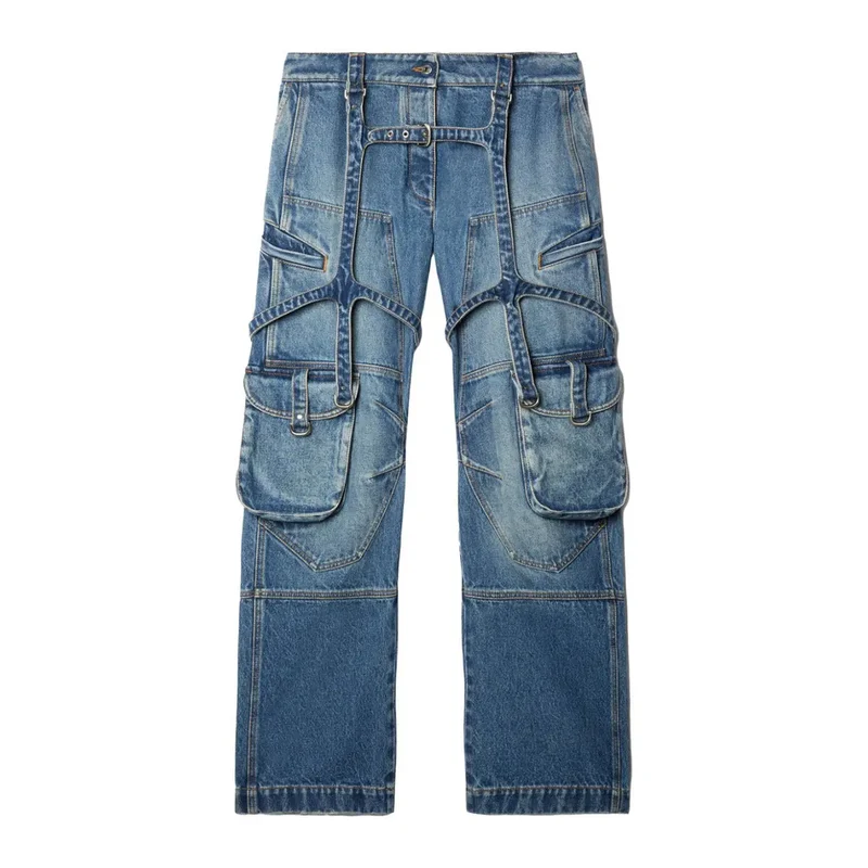 Jeans femme en coton écru avec braguette zippée et finition usée