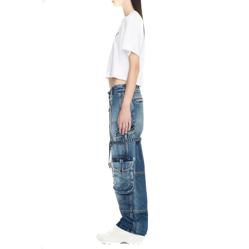 Jeans femme en coton écru avec braguette zippée et finition usée