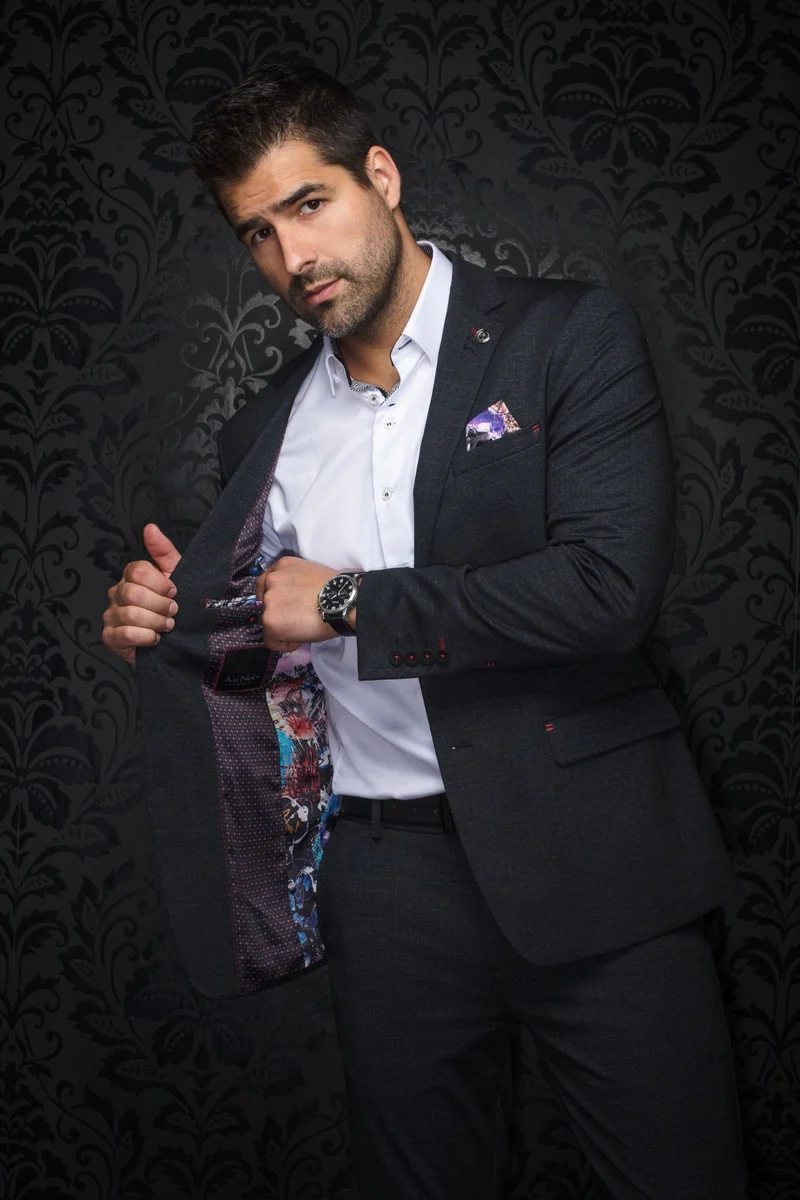 VESTON | STILLER, Black