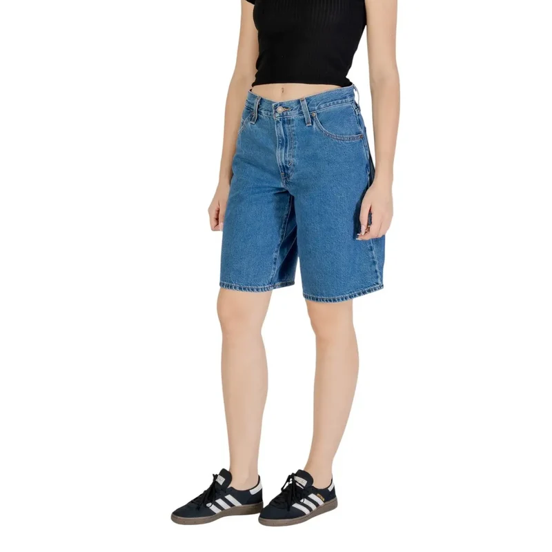 Levis Women Blue Cotton Shorts with Zipper and Button Closure (Short en coton bleu pour femmes avec fermeture à glissière et boutons)