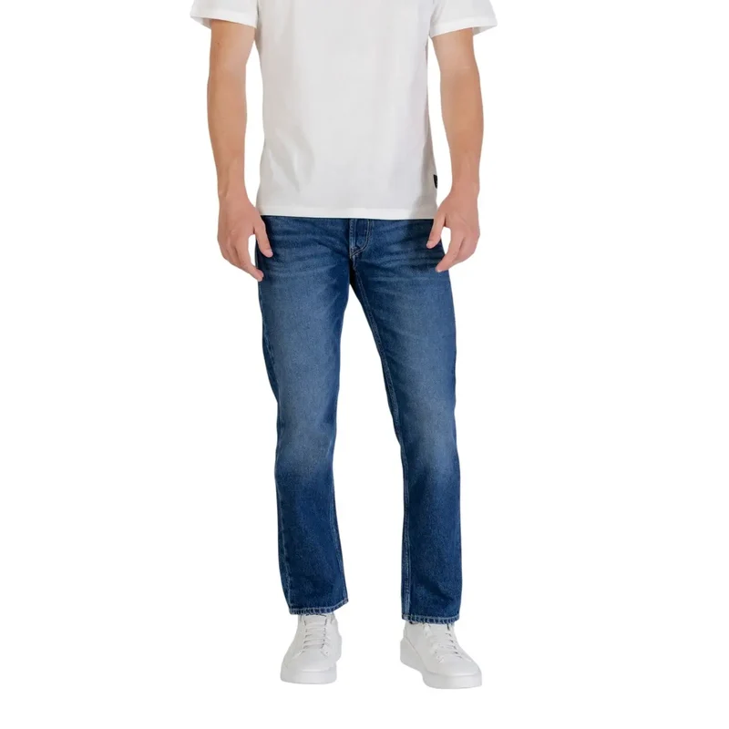 Jean bleu en denim