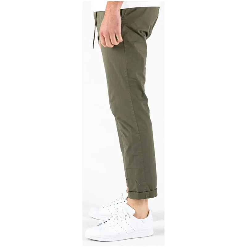 Lyle & Scott Hommes Pantalon vert en coton mélangé avec poches