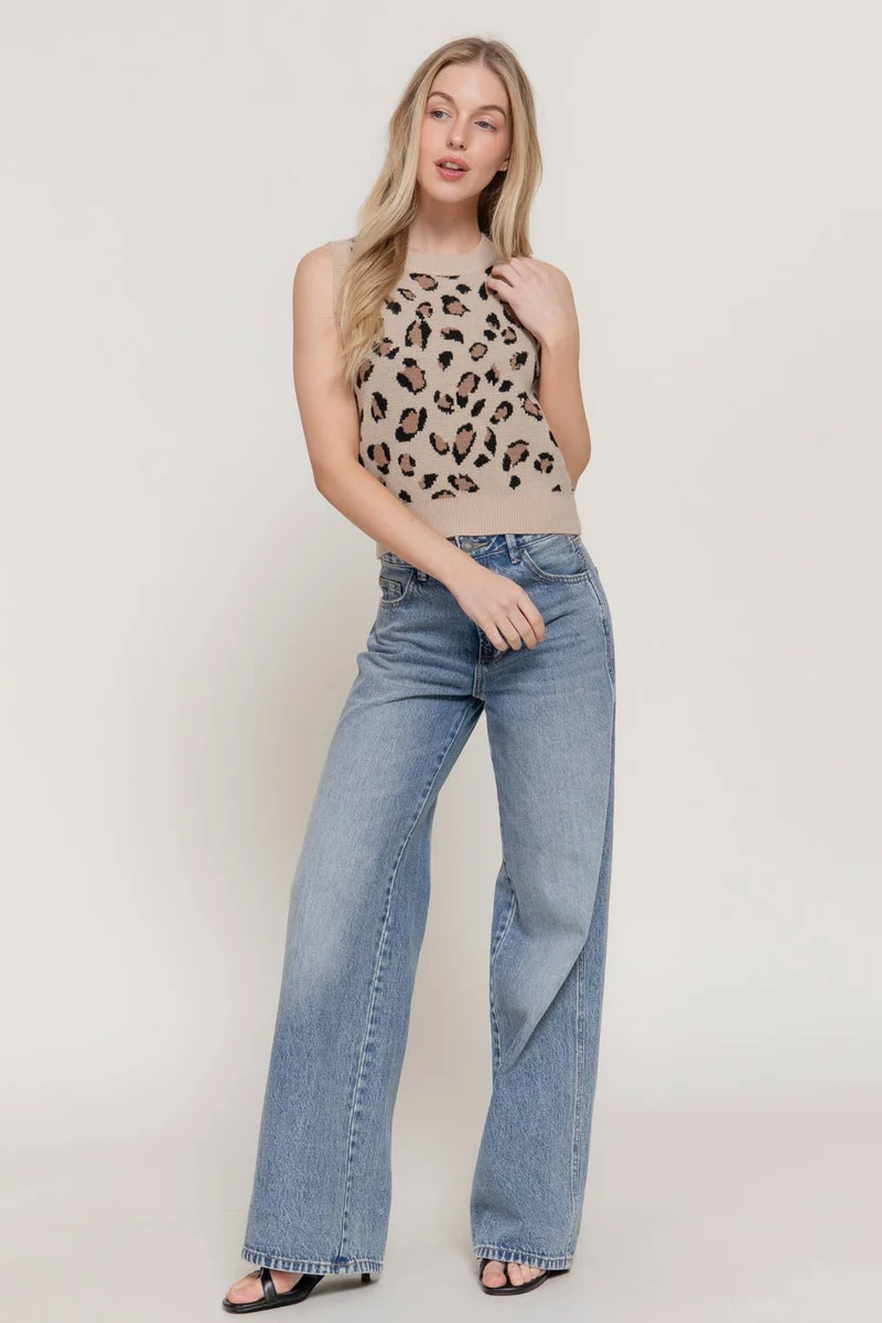 Sleeveless Round Neck Leopard Jacquard Sweater Top: TPE-taupe/brown / L