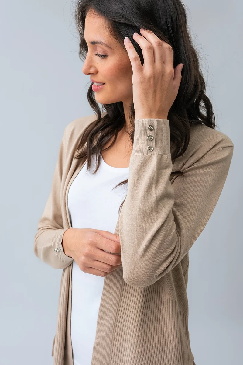 Le cardigan uni texturé