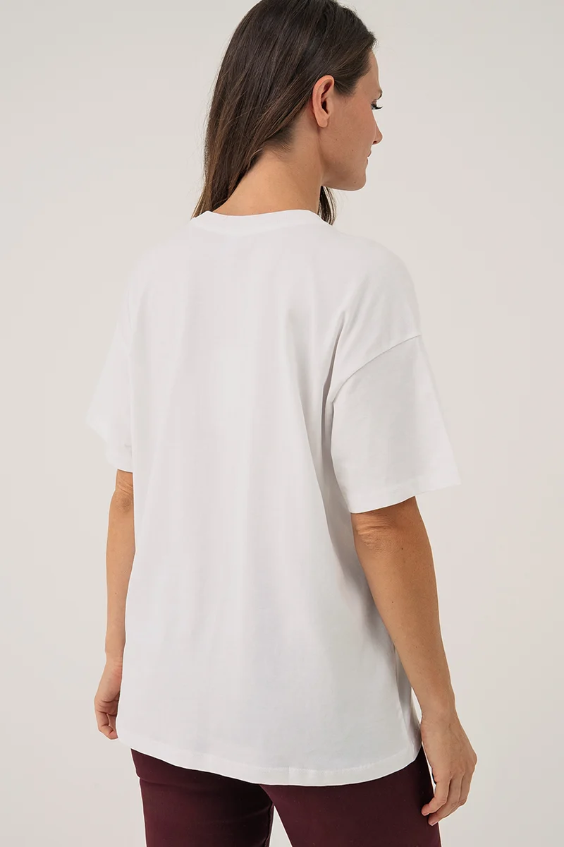 Le t-shirt imprimé thématique café