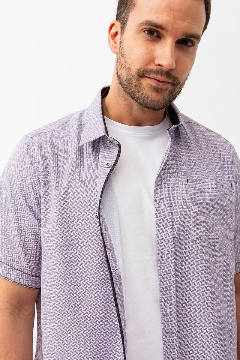 La chemise imprimée all-over