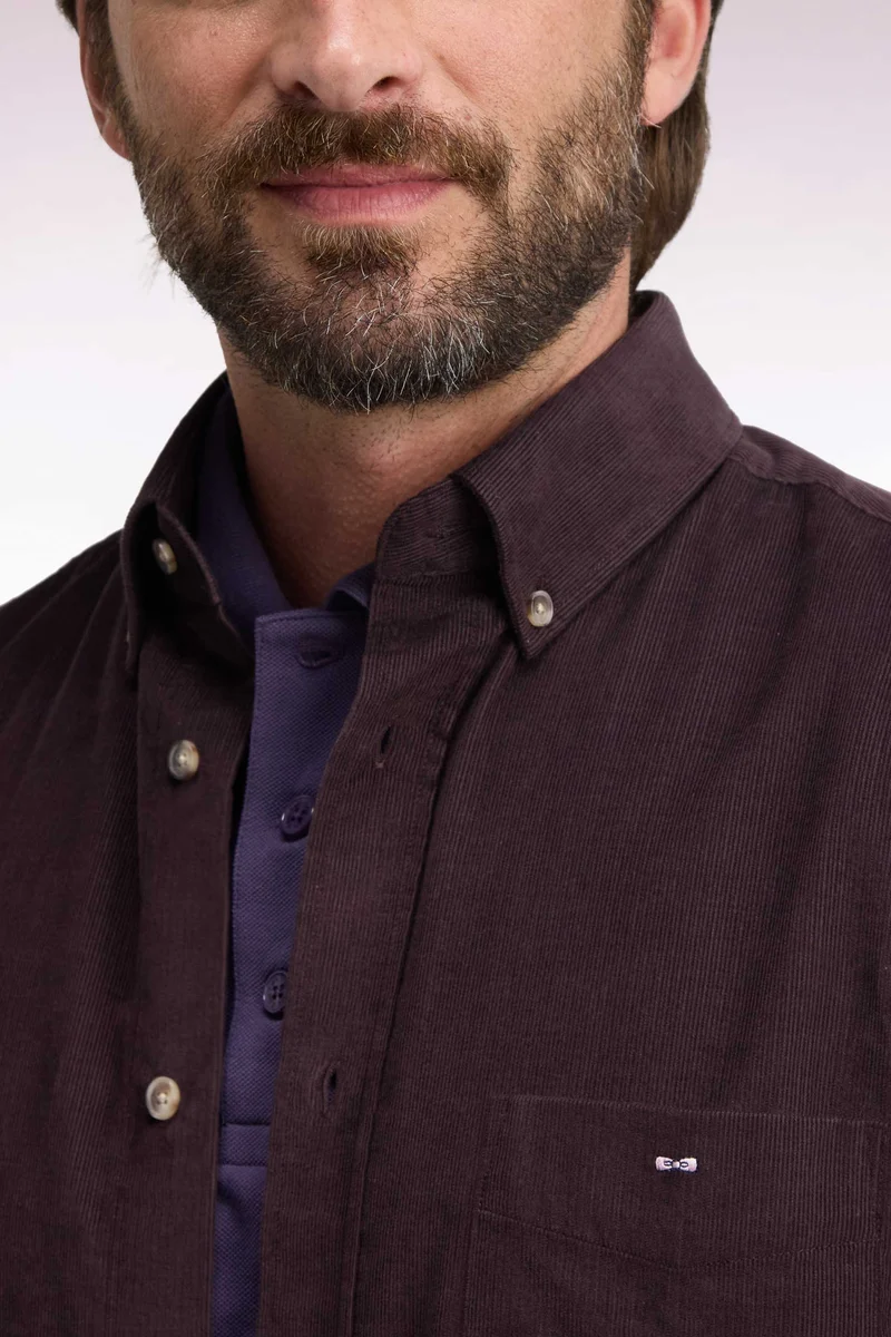Chemise en coton côtelé chocolat coupe droite