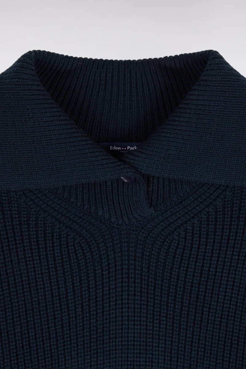 Pull vareuse en laine marine coupe droite