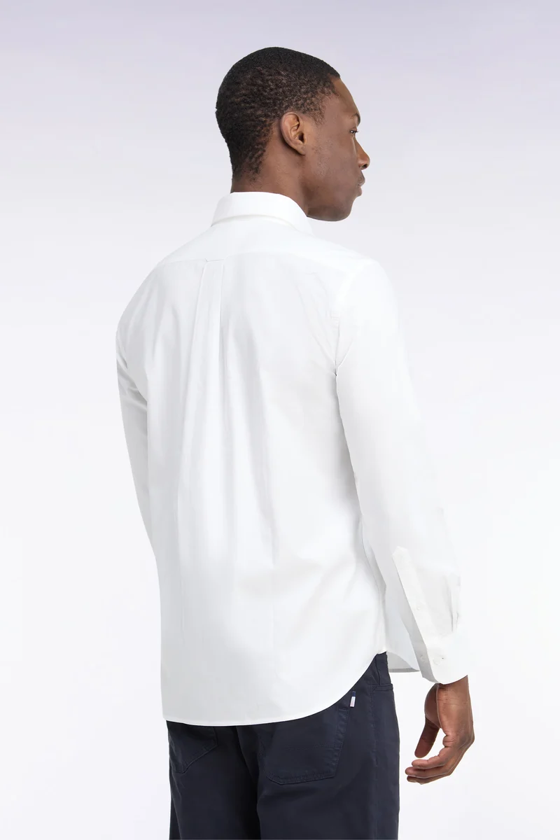 Chemise unie en coton blanc coupe droite
