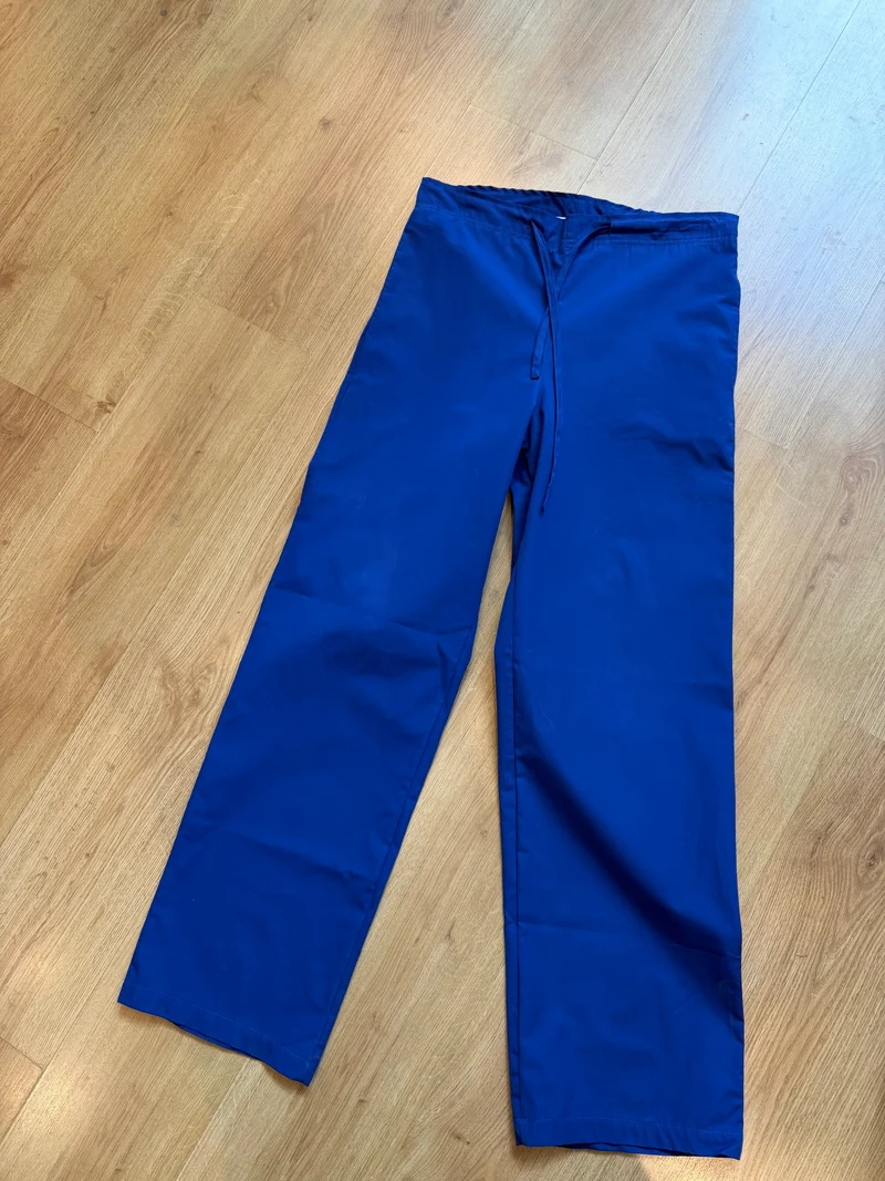 Bleu Klein de Modigliani