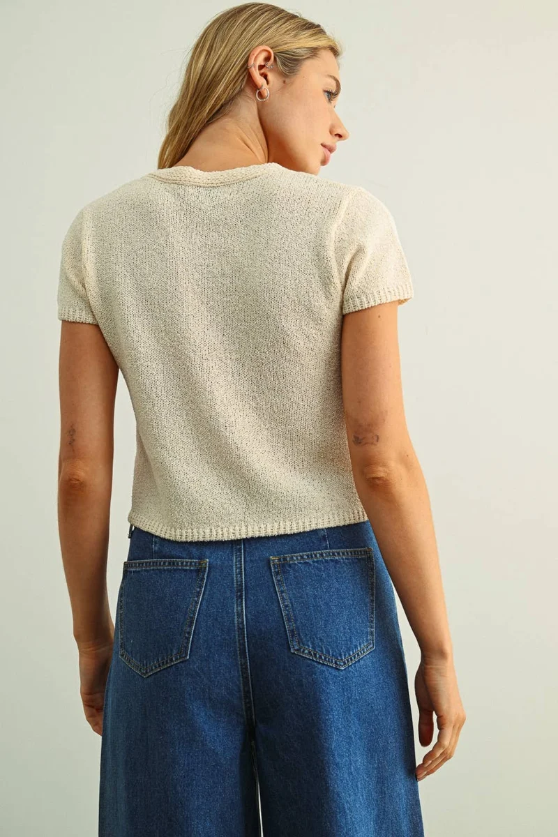 T6284 CAP SLEEVE BUTTON FRONT TOP: BEIGE / L