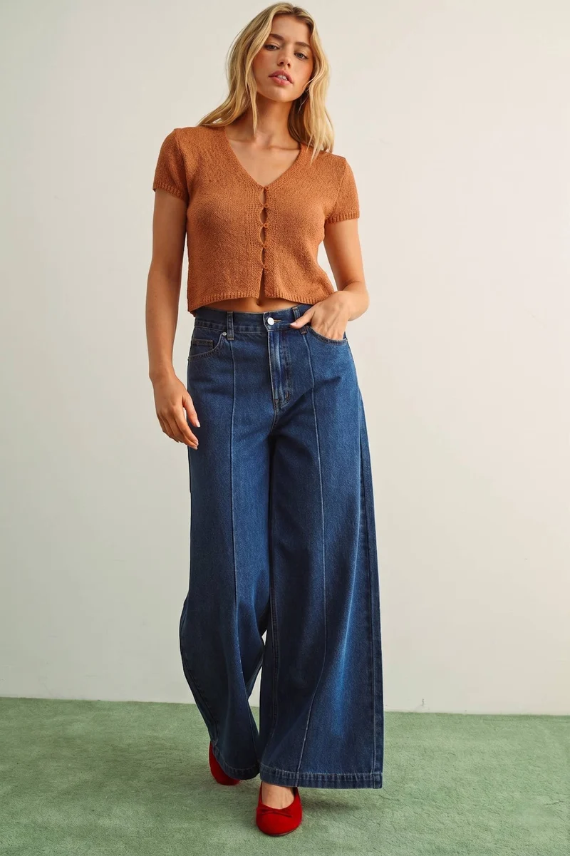 T6284 CAP SLEEVE BUTTON FRONT TOP: BEIGE / L