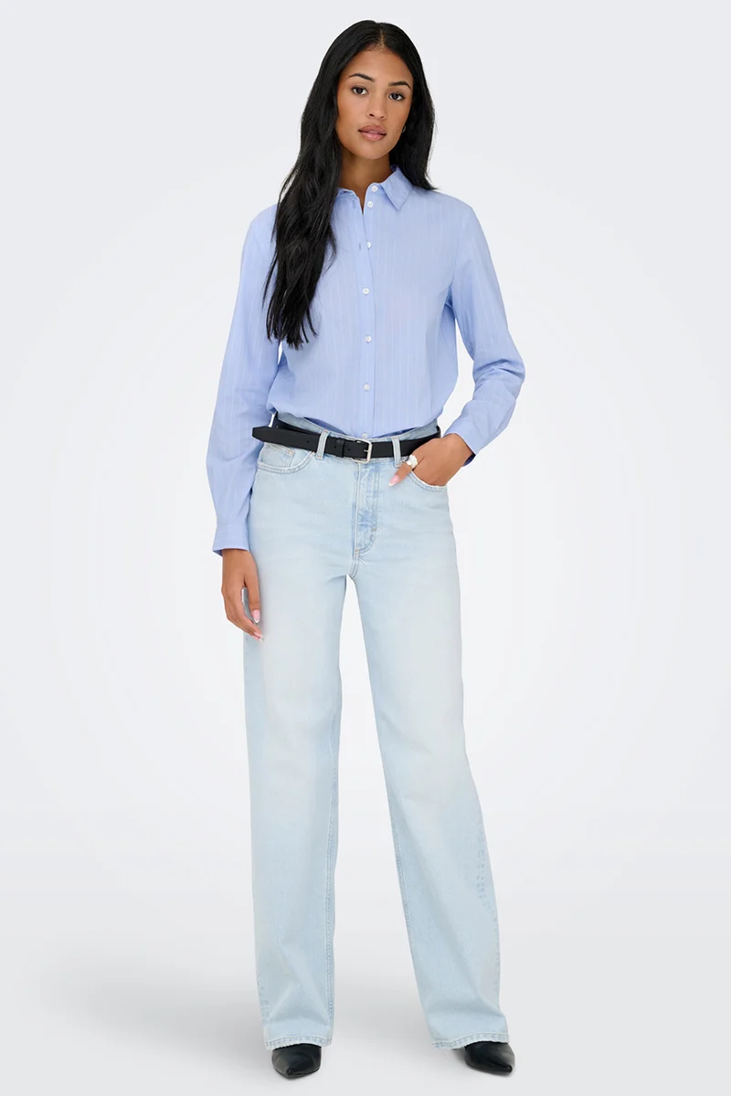 La chemise classique