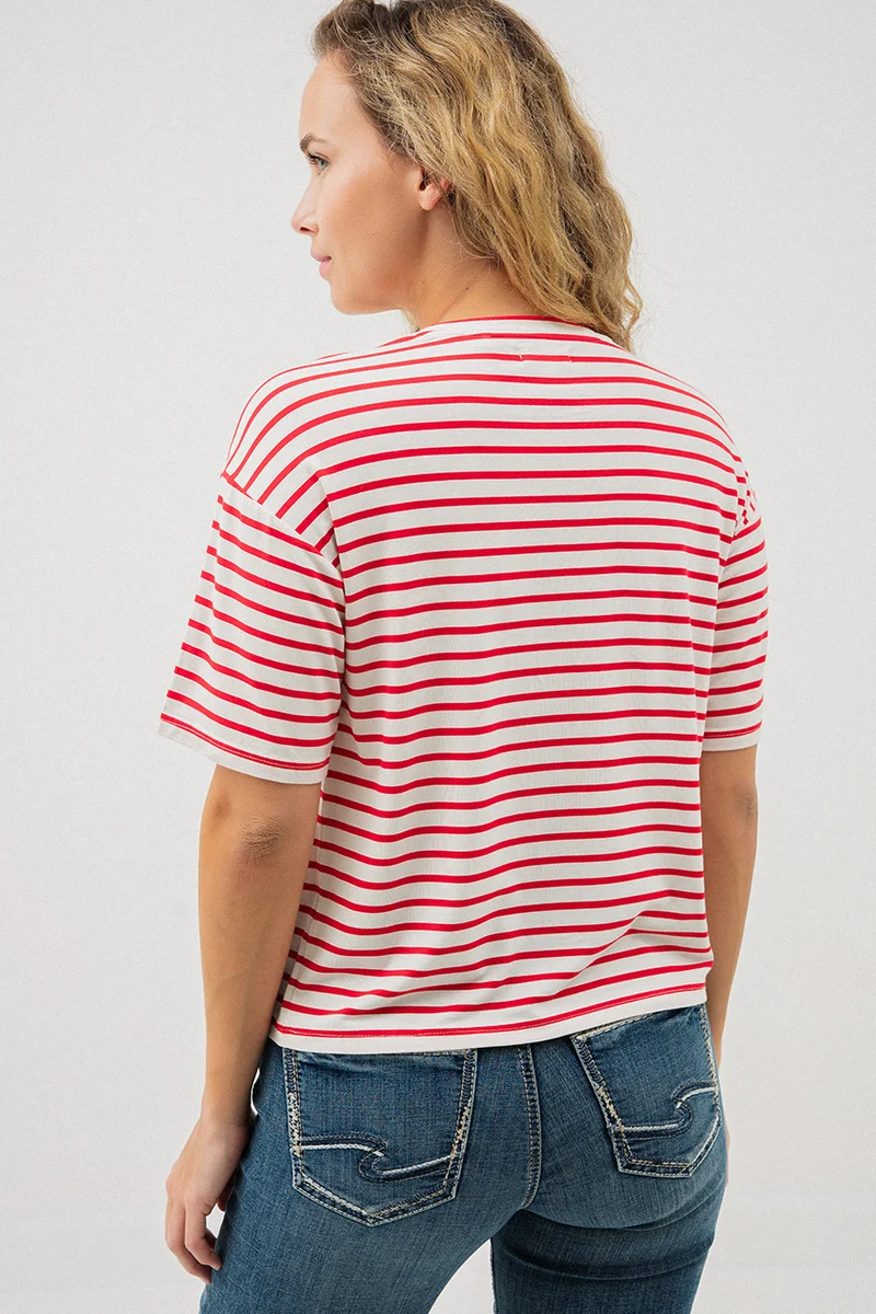 Le t-shirt à manches courtes rayé légèrement “Boxy”