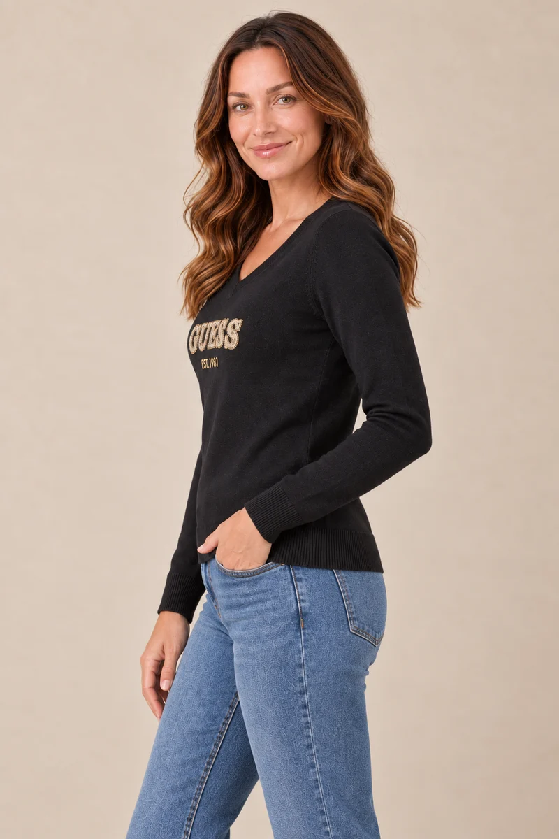Le chandail à col V Guess