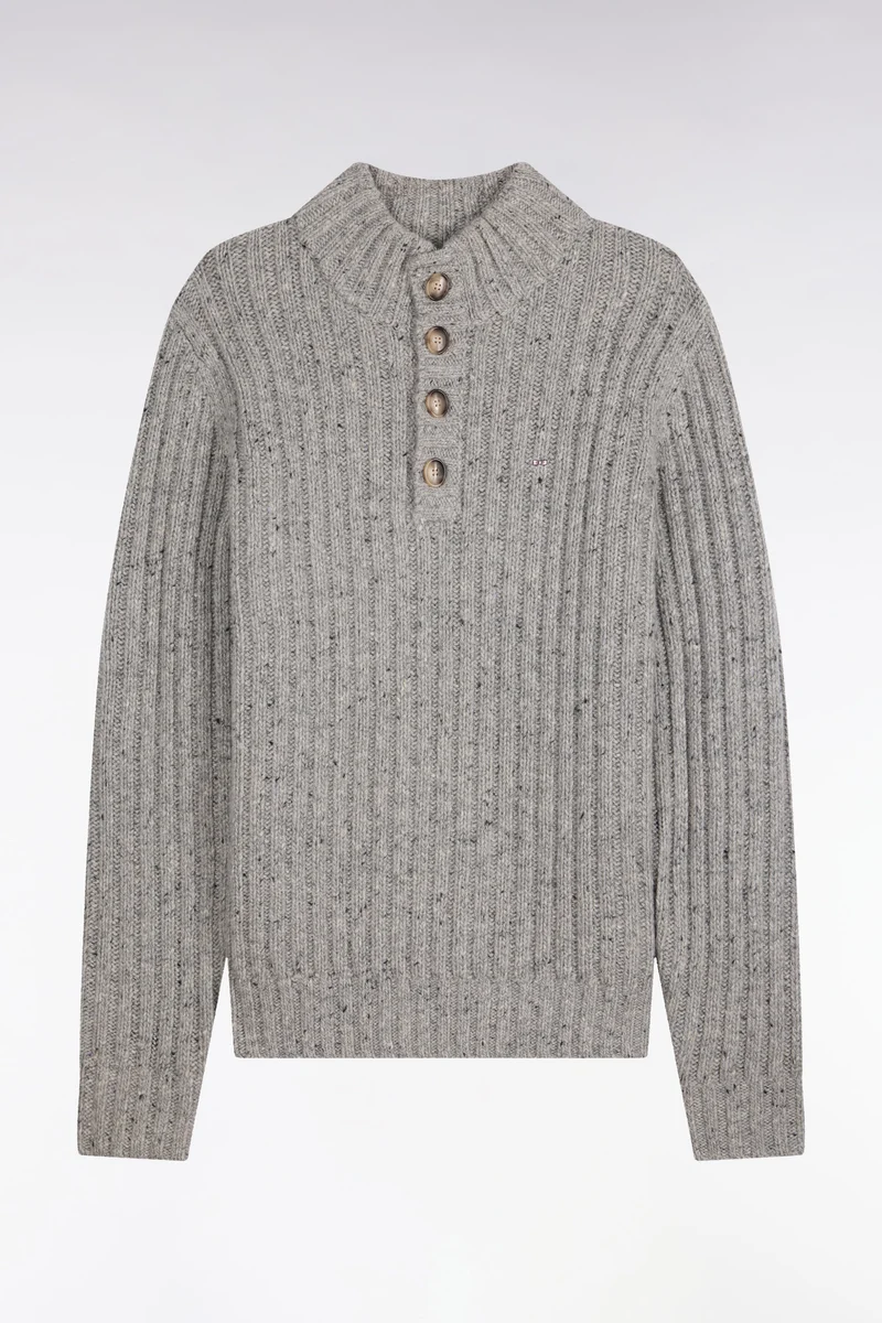 Pull à col montant boutonné en maille épaisse côtelée gris chiné
