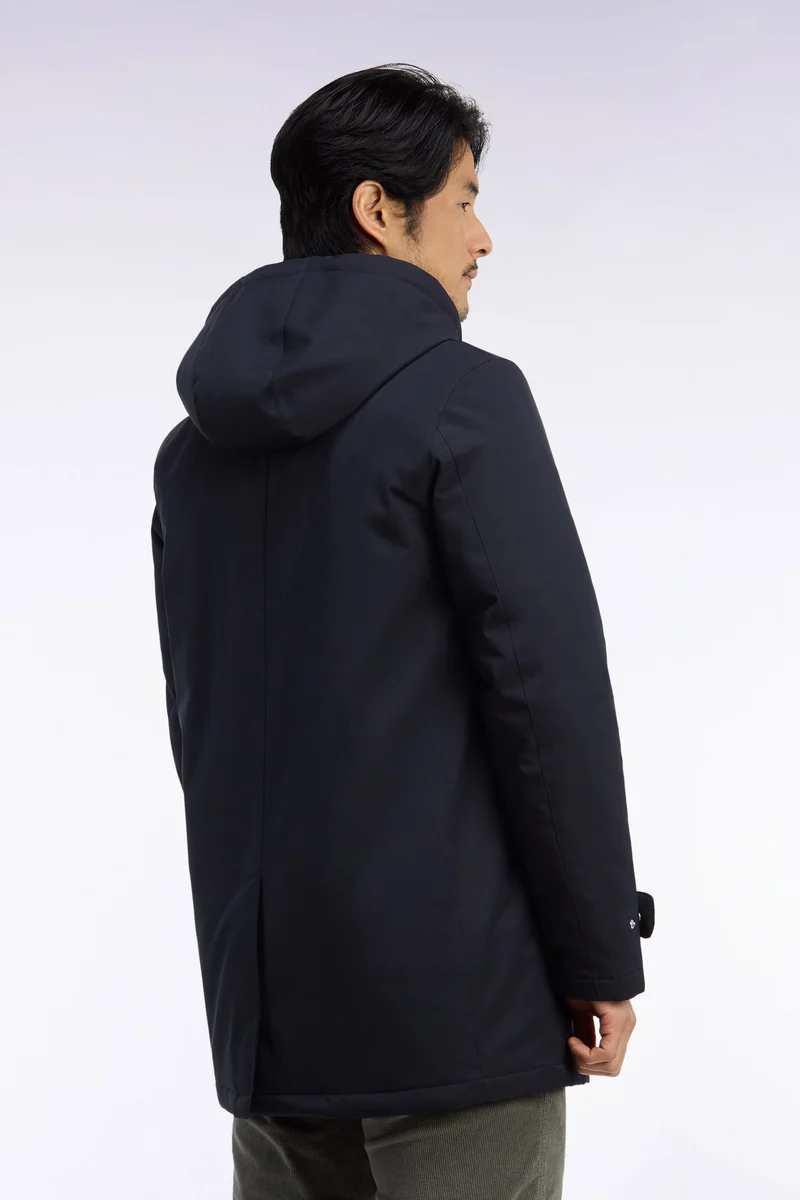 Imperméable en nylon noir à capuche amovible