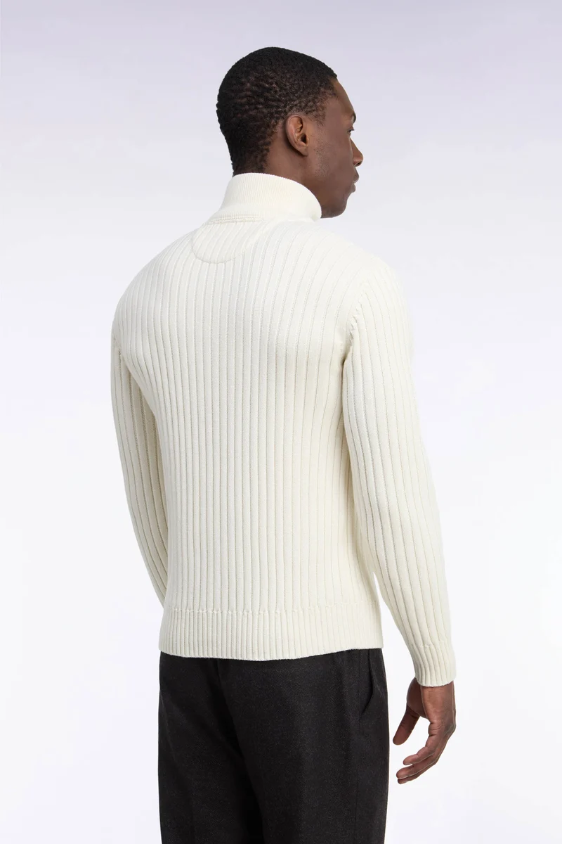 Pull col camionneur en laine et coton écru côtelé coupe droite