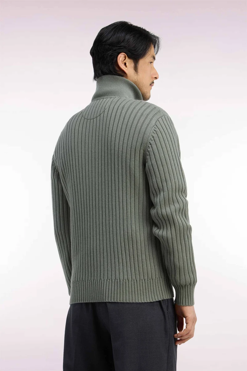 Pull col camionneur en laine et coton vert olive côtelé coupe droite