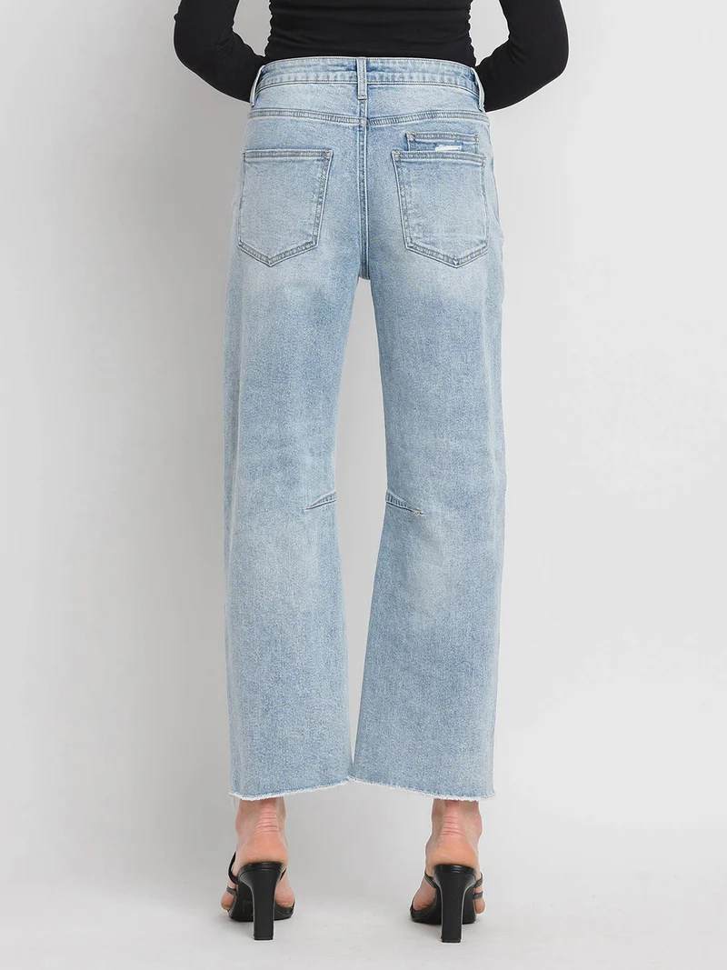 SUPER HIGH RISE LIGHT WASH BARREL JEANS V3575: HEROINE / 24