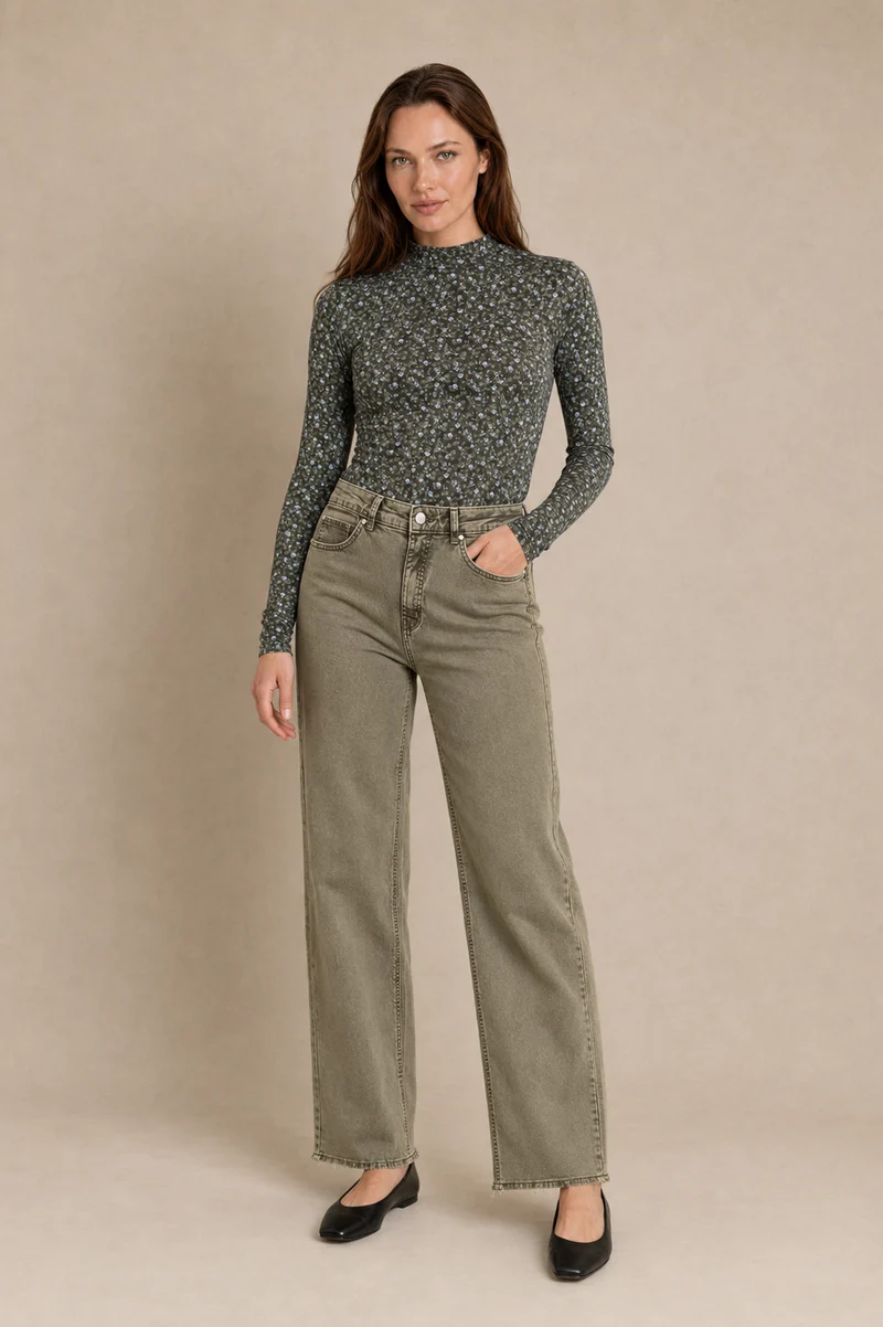 Le jean jambe large de couleur | Modèle Lily